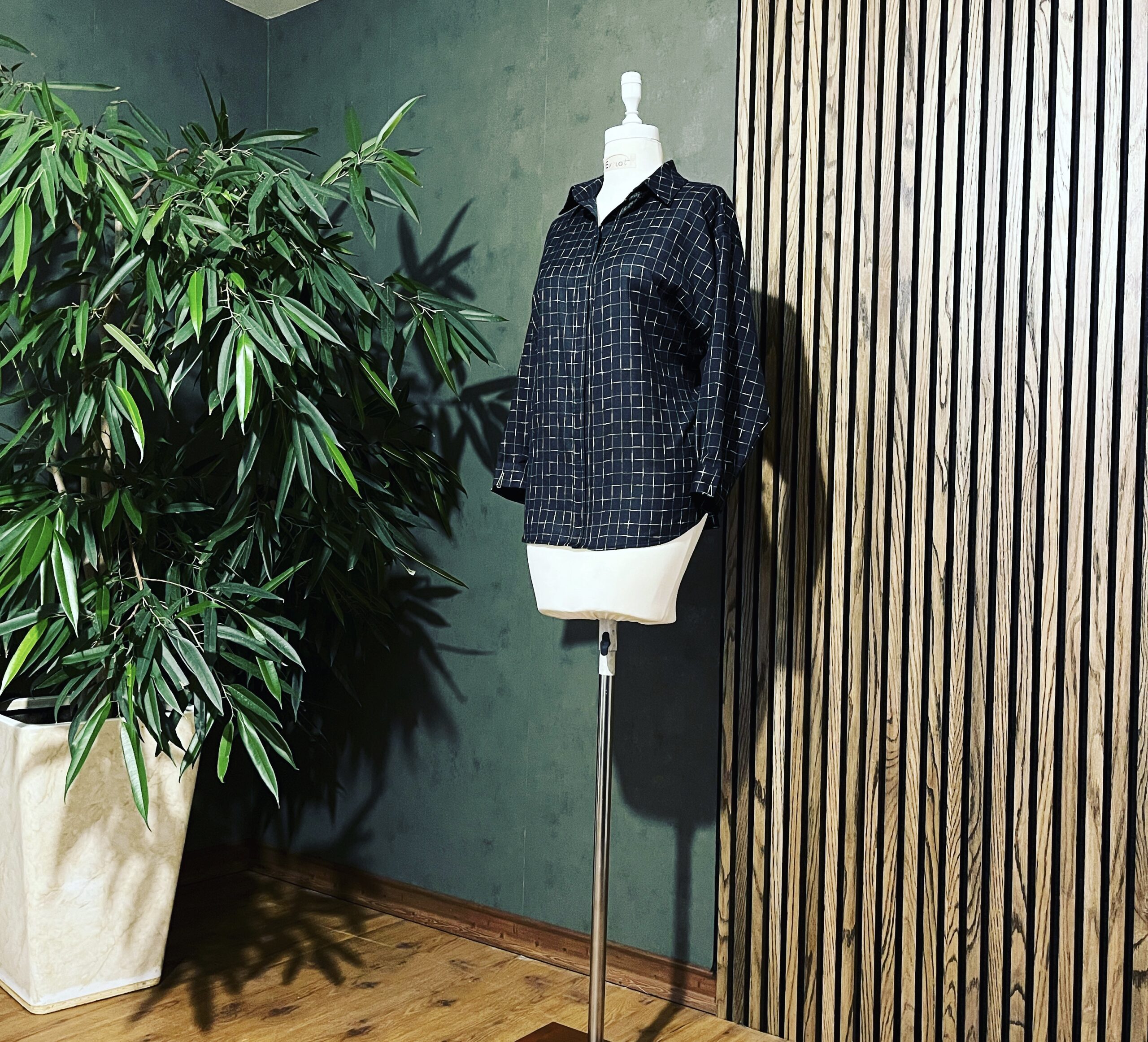 D38C957A-2C39-4B22-80D7-52FA2704D476